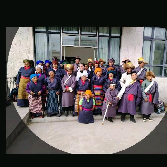 残疾人手工制作合作社负责人