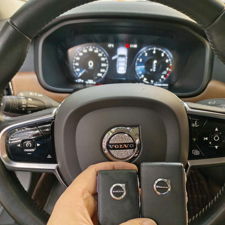 眉山陈师开锁—汽车钥匙—指纹锁