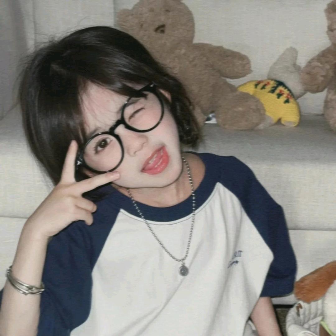 ღ koi