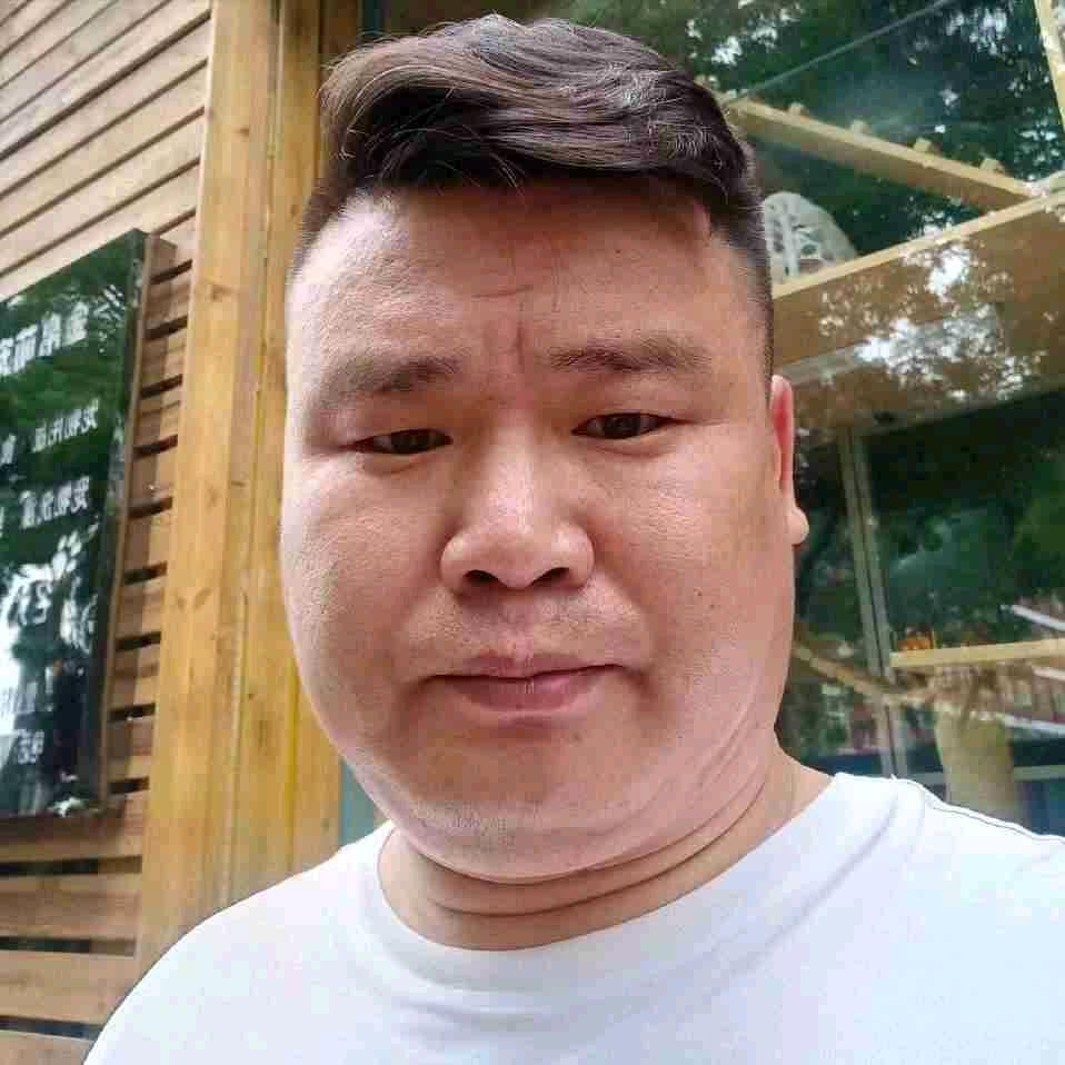 李刘冬