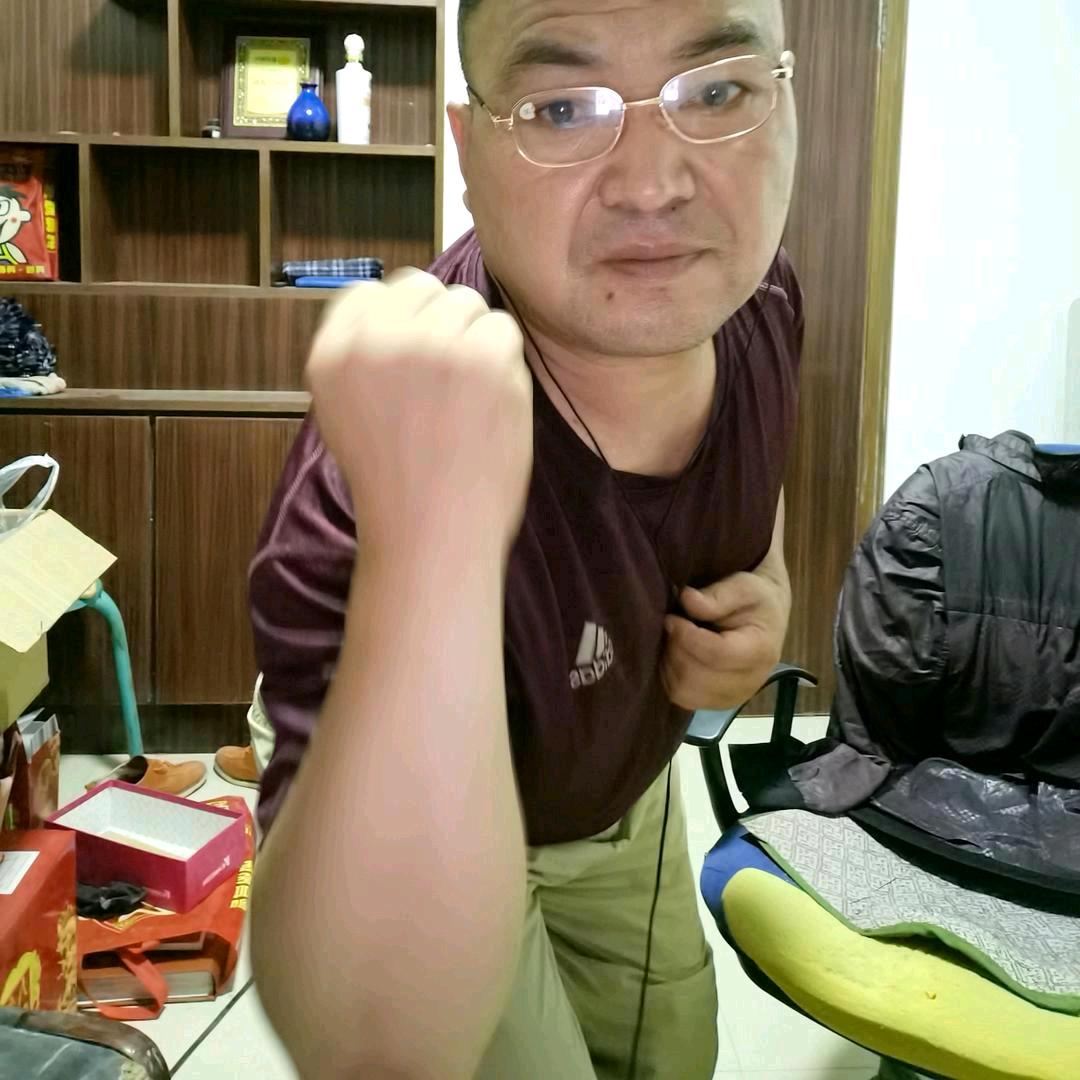爱抖哥