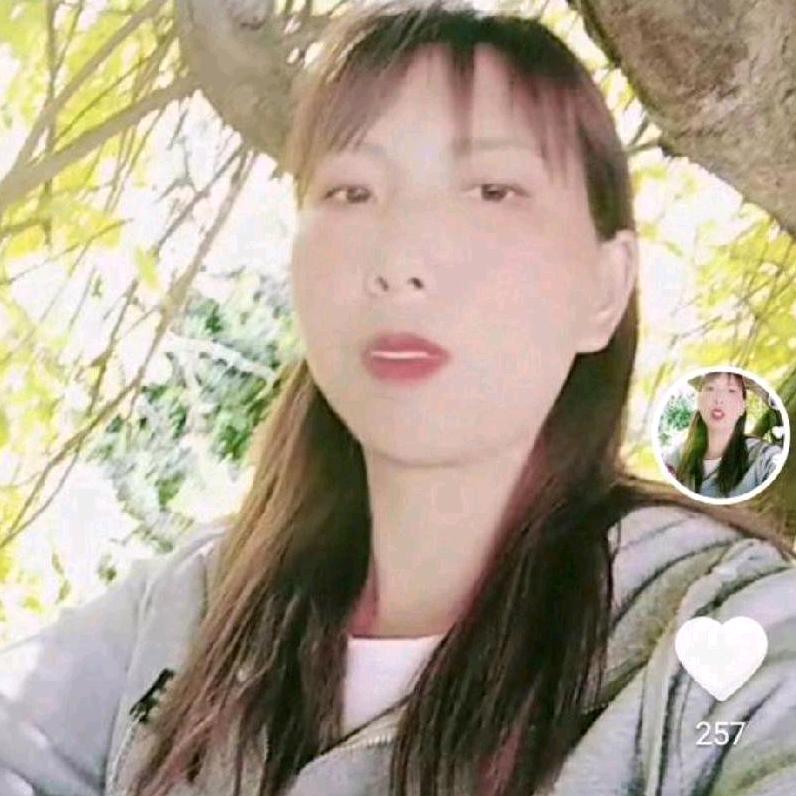 坚强的女人。李，1314