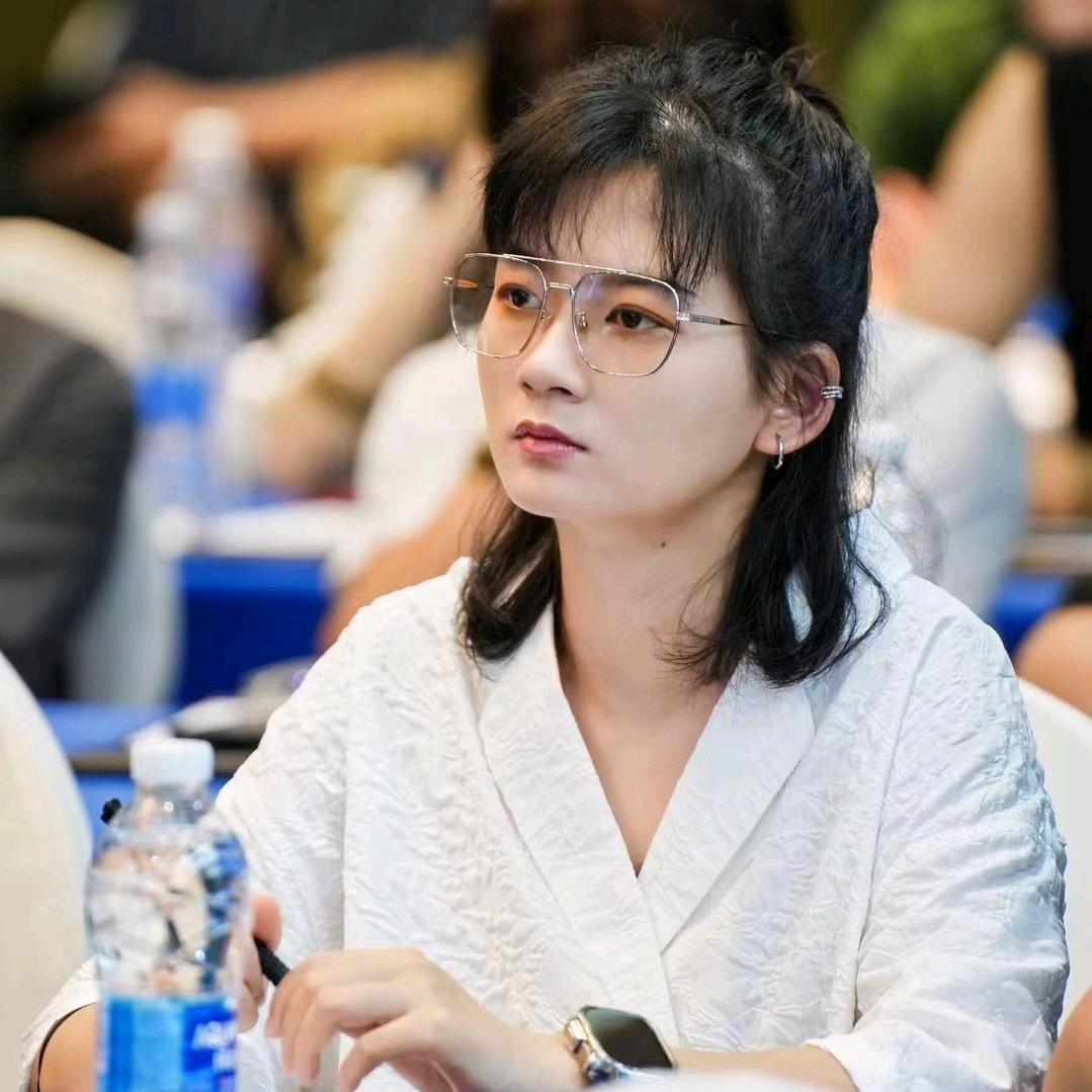 艺绘阁久久（聊跨境