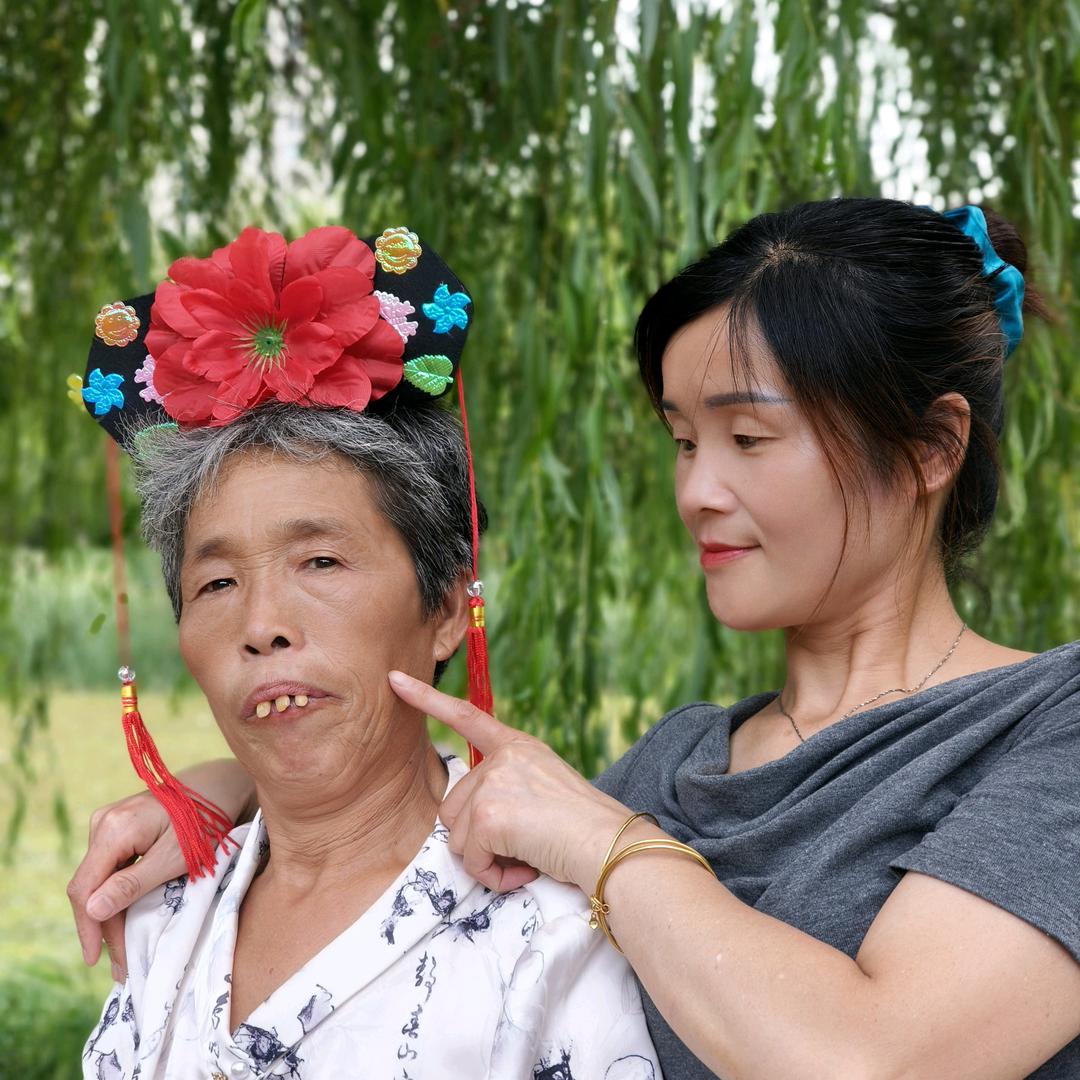 搞笑婆婆