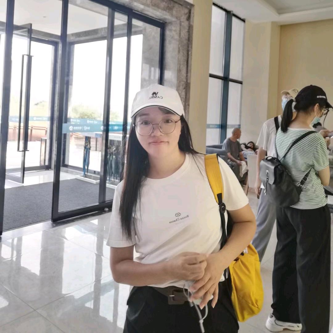 上高苏宁喻小婷