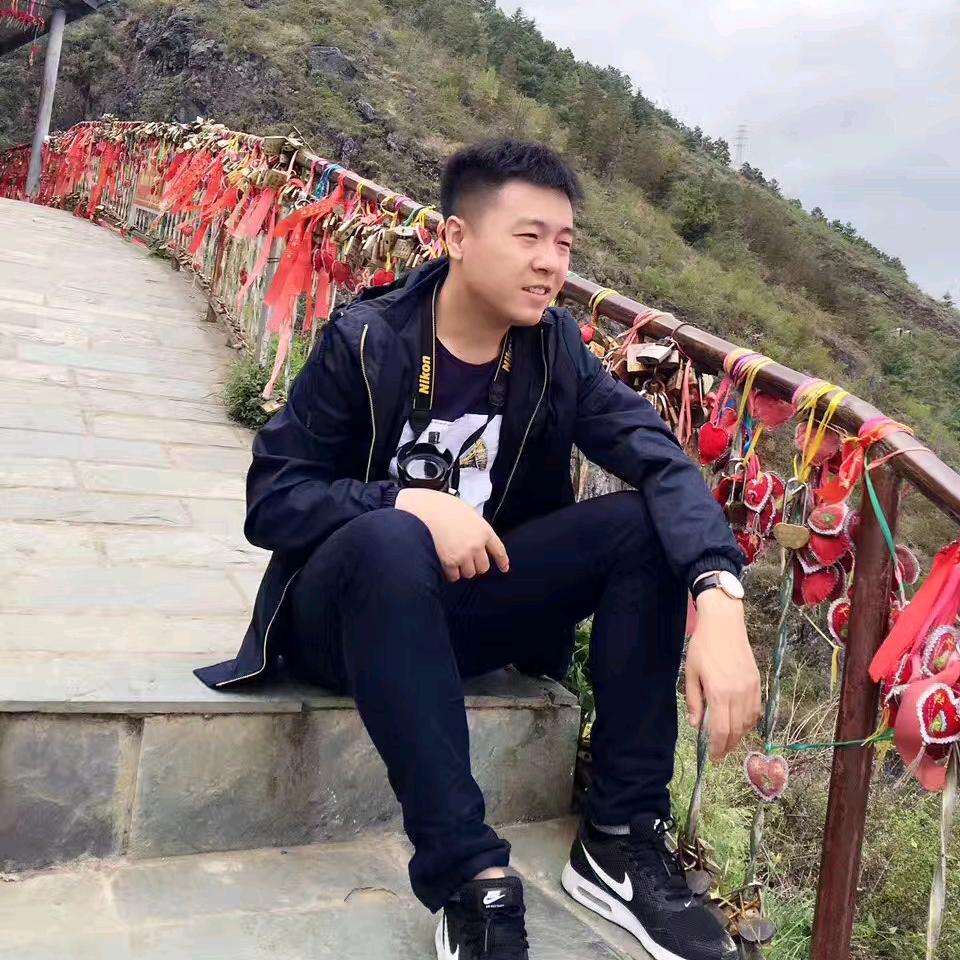 做设计的大春