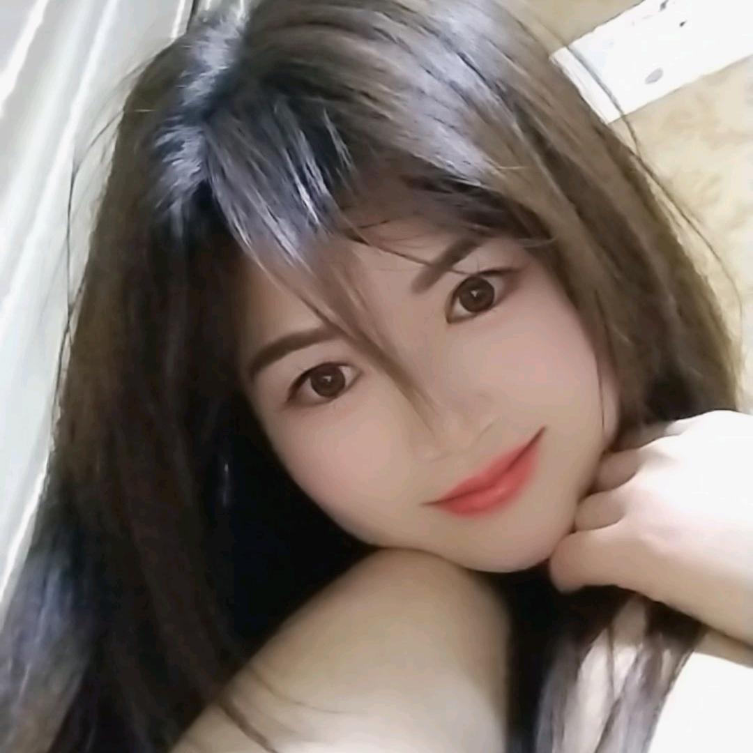 幸福的人不流泪。被爱的人不晚睡。