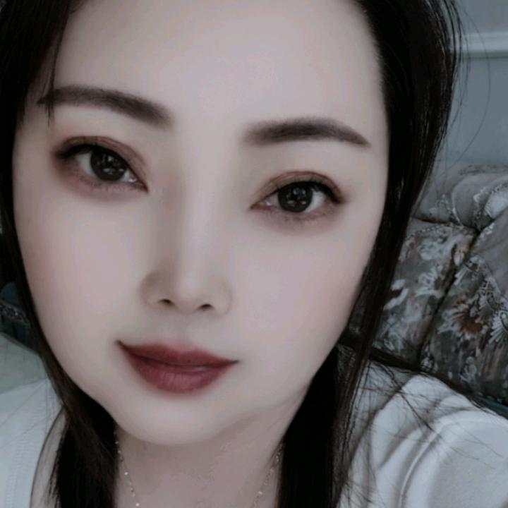 落叶红秋