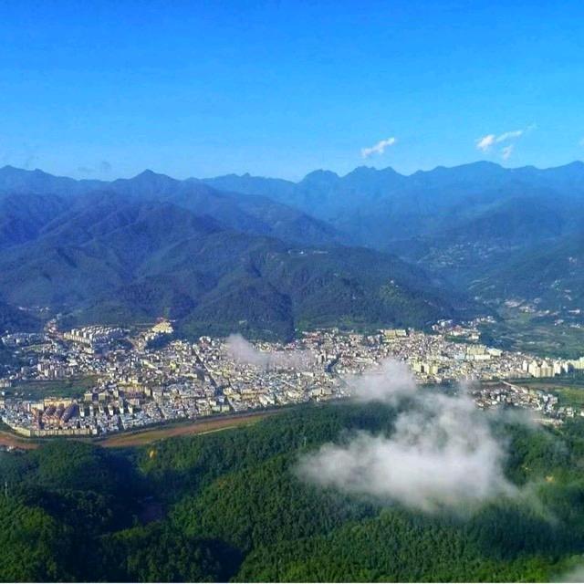 无量景东