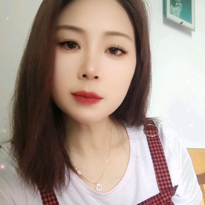 华