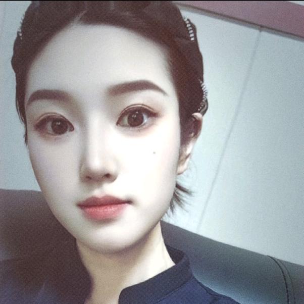 墨绿色的乌姜
