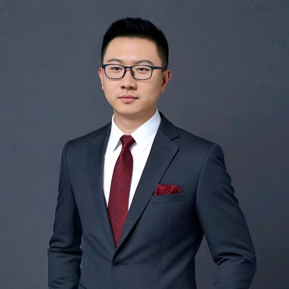 华英教育成老师