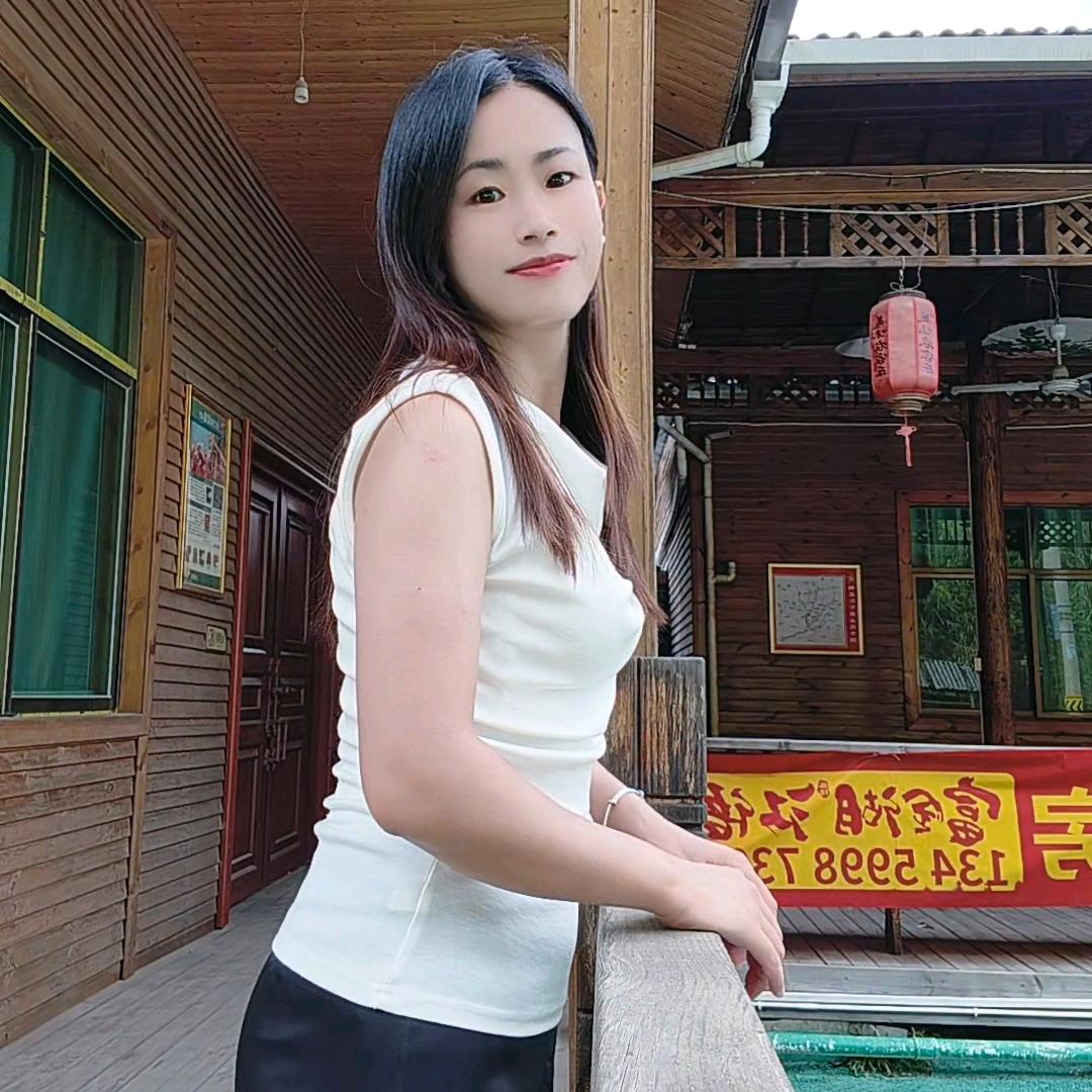 侗湘阿丽（10月11日生日🍰）