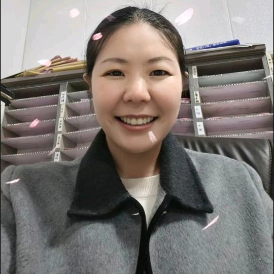 临沭紫荆橱柜老板娘