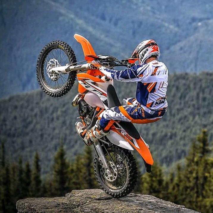 蚂蚁越野俱乐部