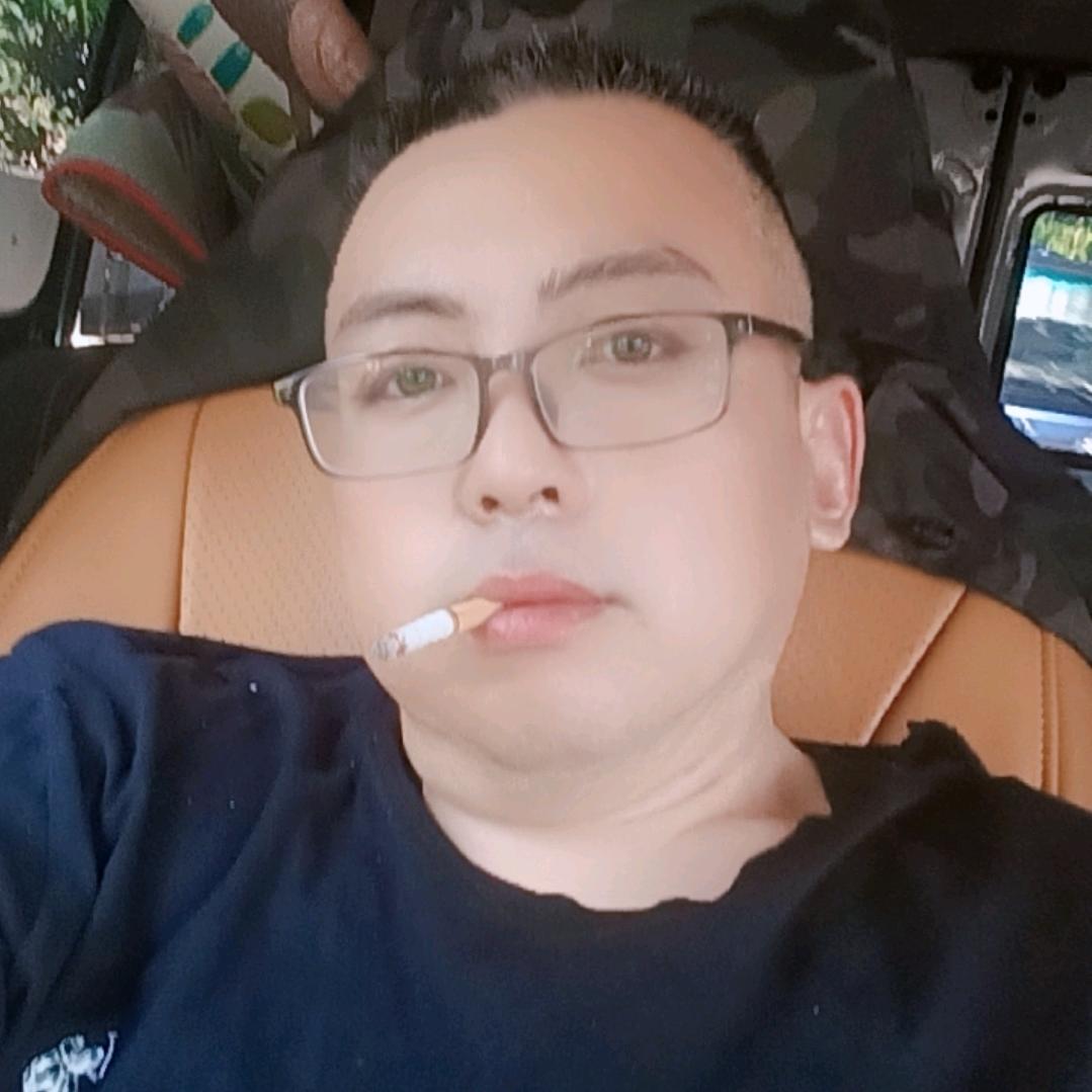 王哪跑，拉货搬家。