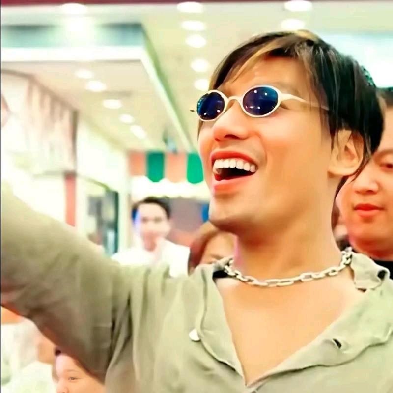 你搞什么飞机？