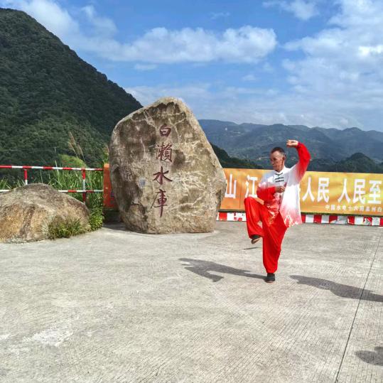 世傑