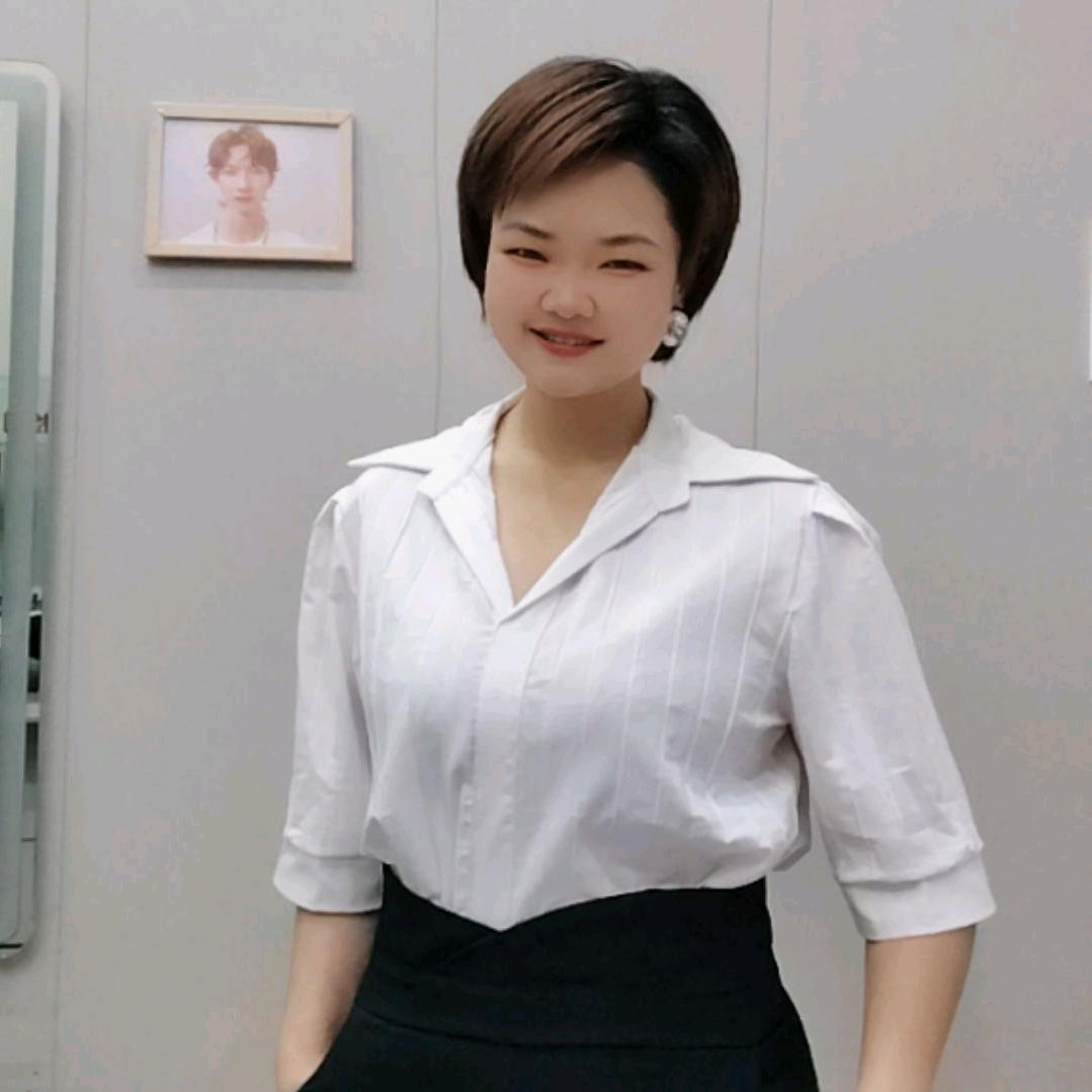 江西多多（理发店老板娘）