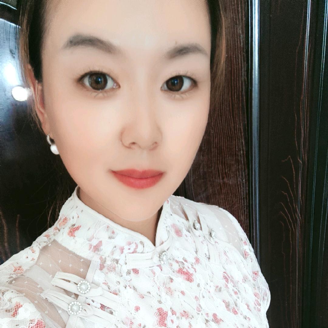 执笔写年华