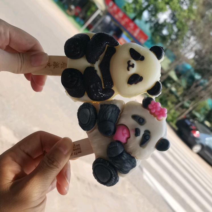 卧龙凤雏姐妹花