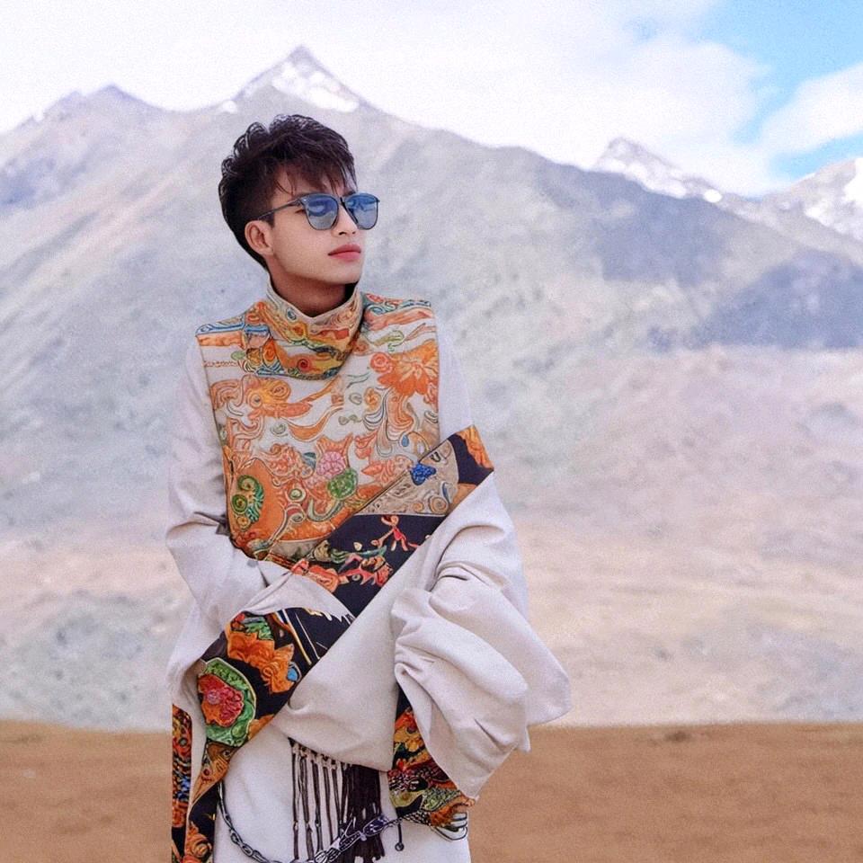 ཞི་བདེ།😘