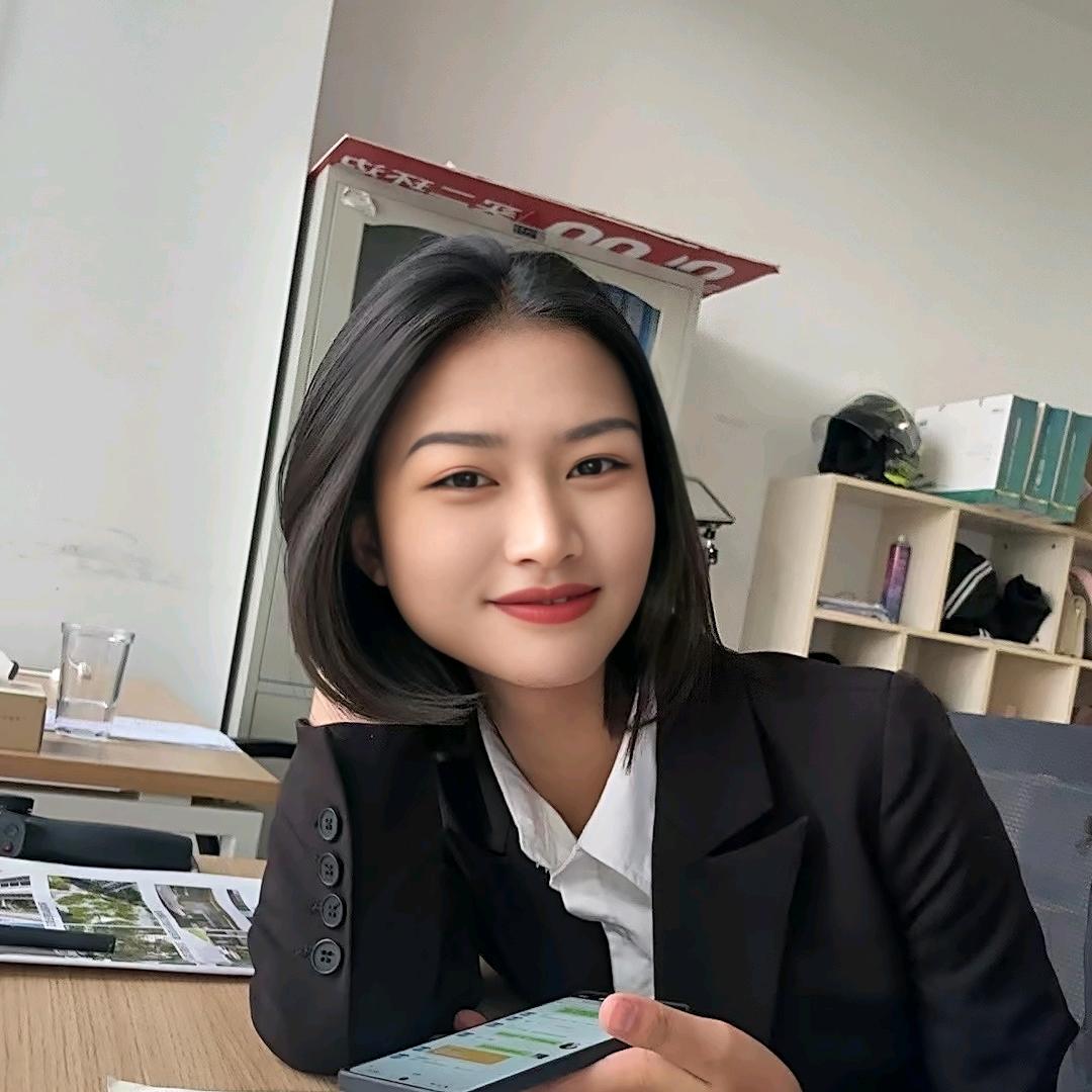 雅屋地产小鲜春。