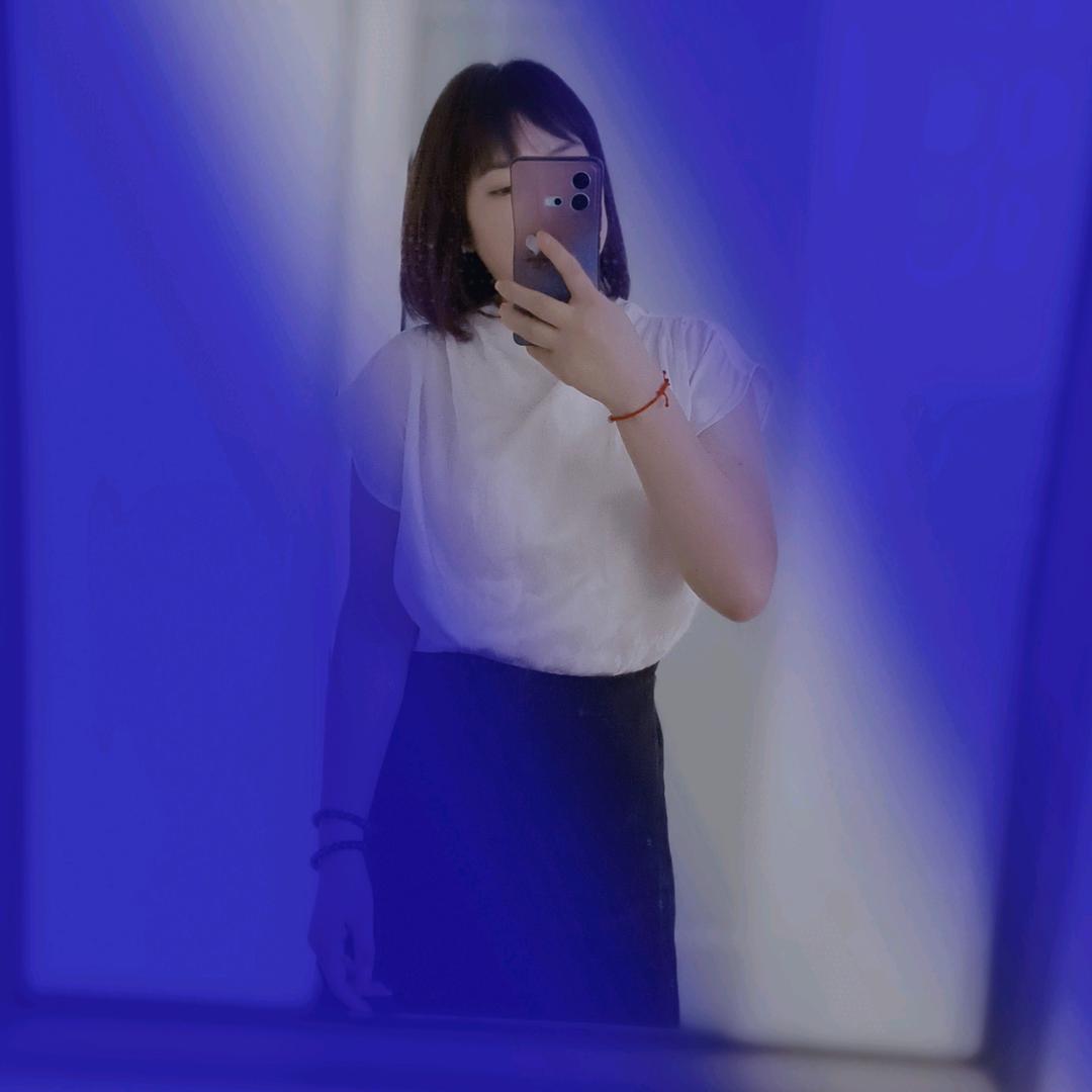 和你聊男装的桃子