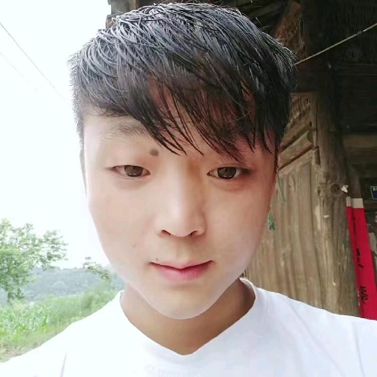 孤影的背后