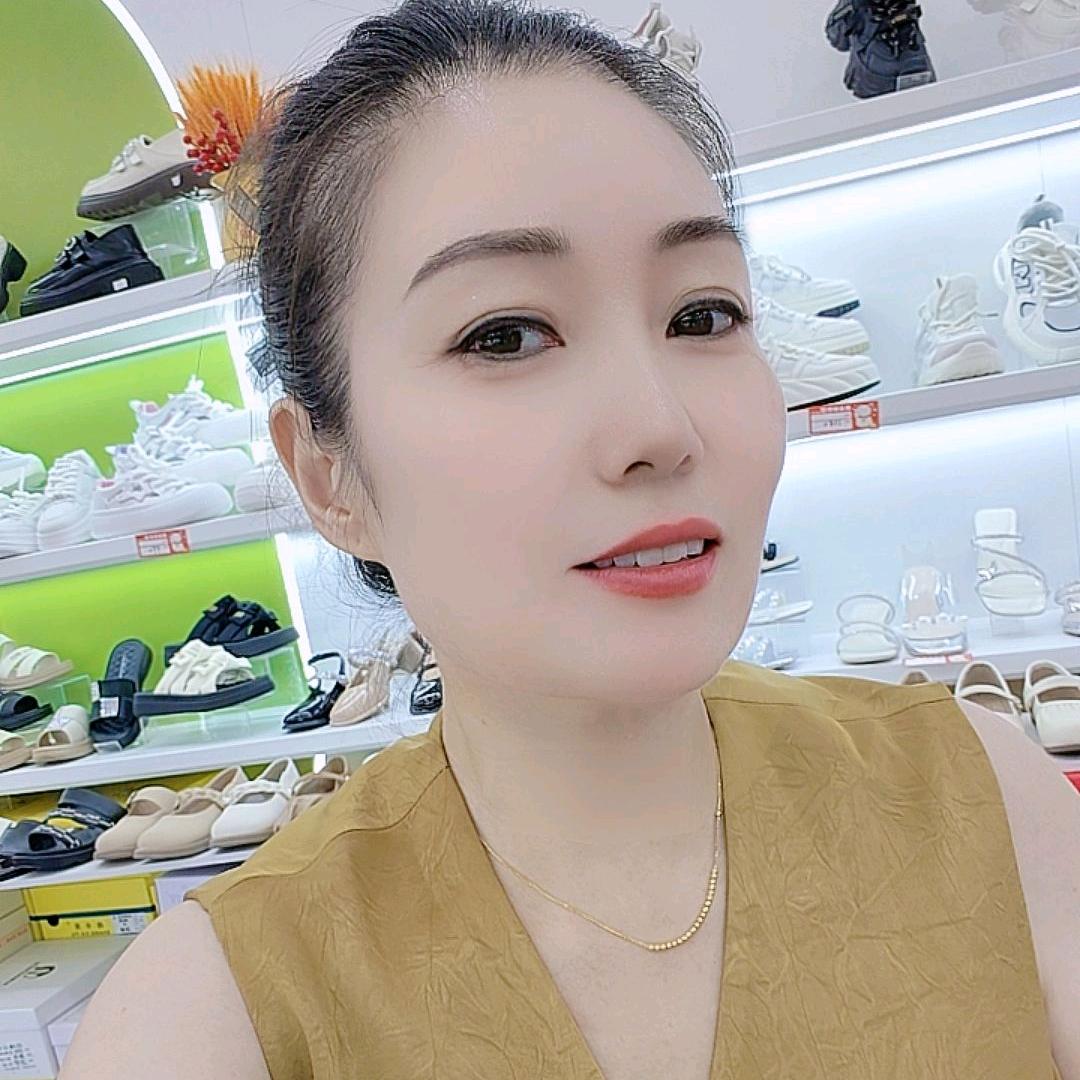 庆霞鞋业时代广场淘宝街