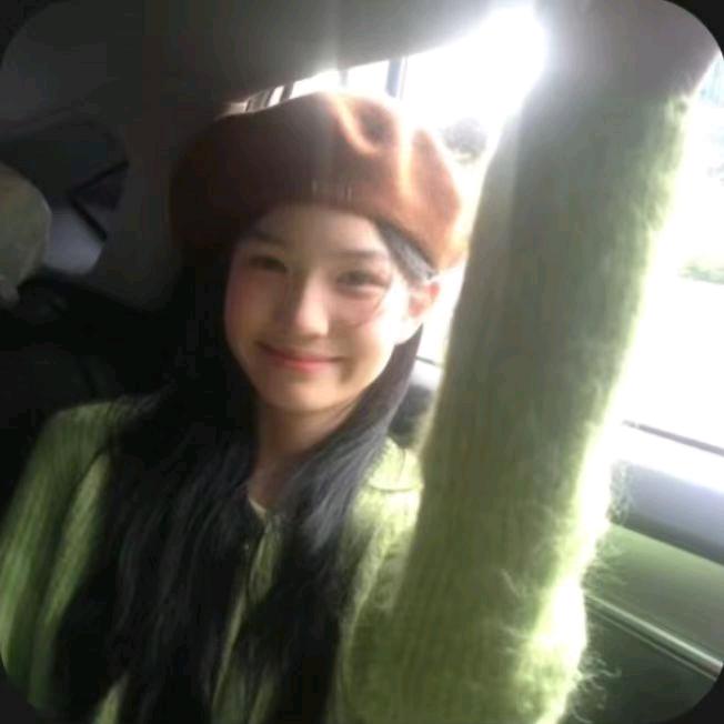 小仓₍˄·͈༝·͈˄*₎◞ ̑̑