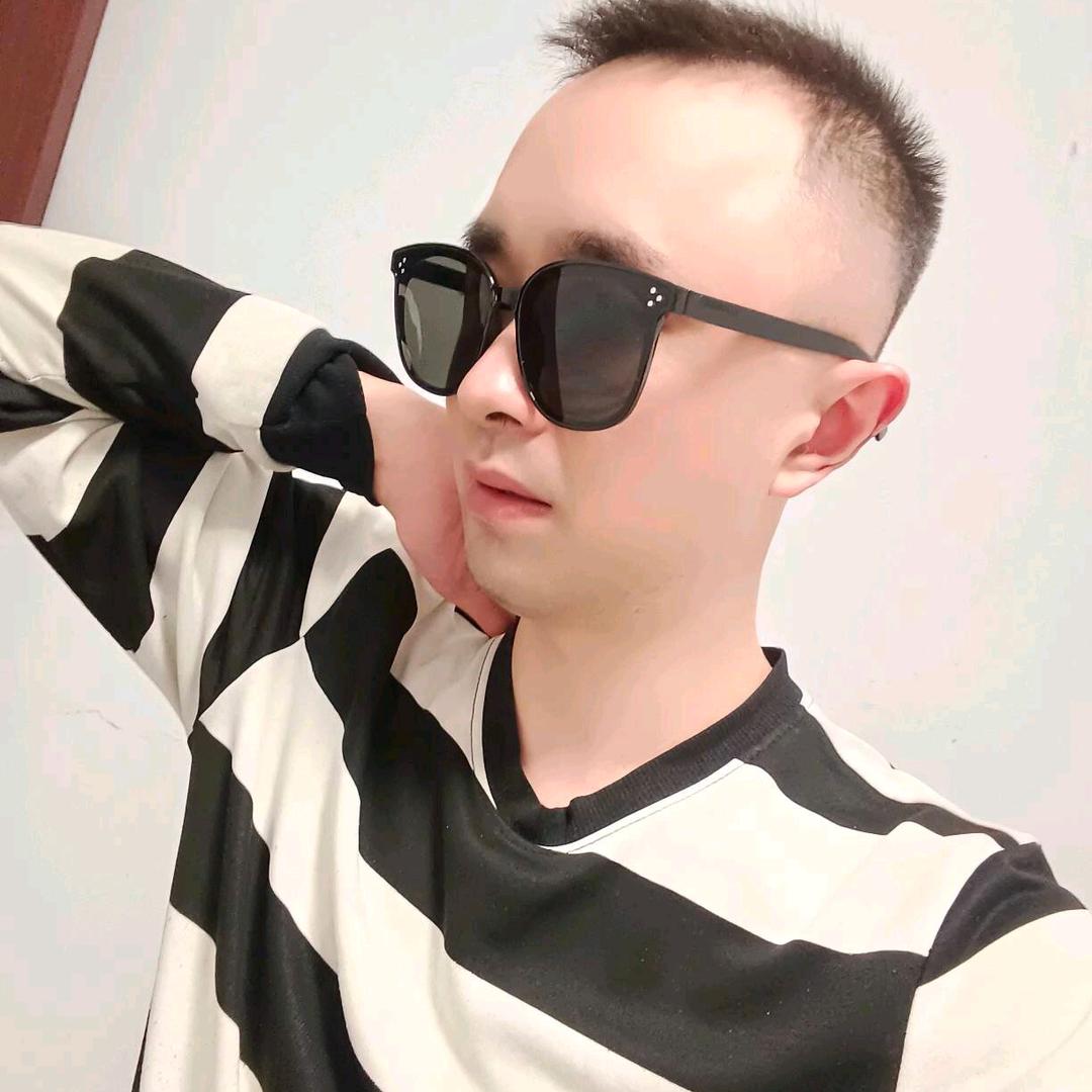 贝勒爷 单身小哥