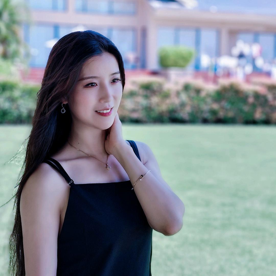 痴练仙子毛毛姐