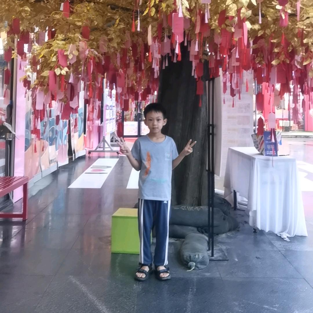 小爱英吖💞