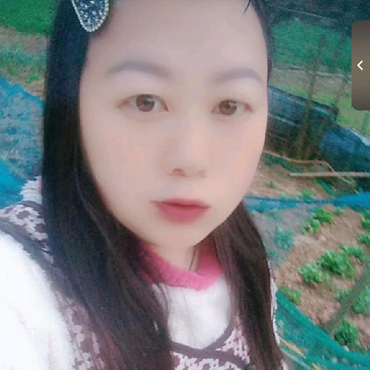 农村萍儿，新人开播不定时。