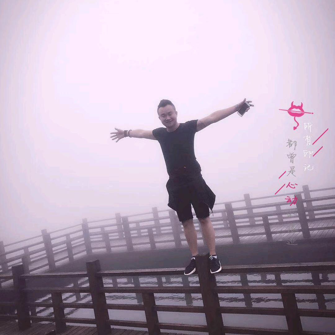 宏琨矿业袁波