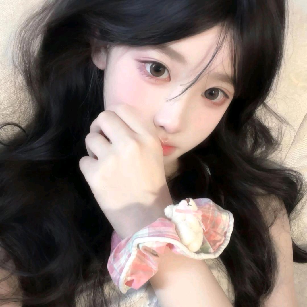 柏林爱吃草莓.头像