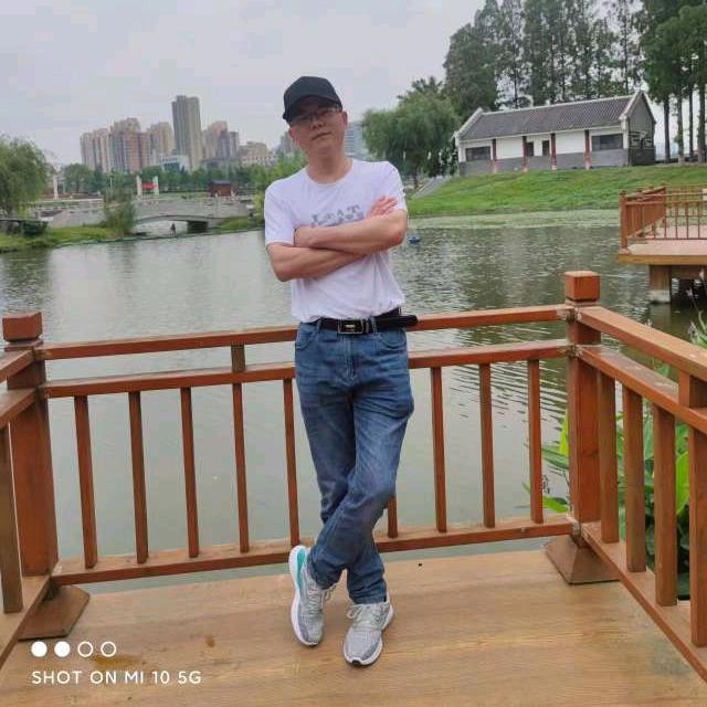 二手车罗二娃