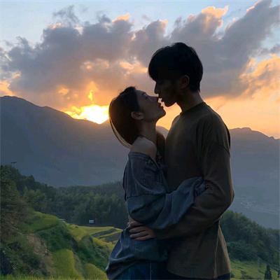 精神小伙