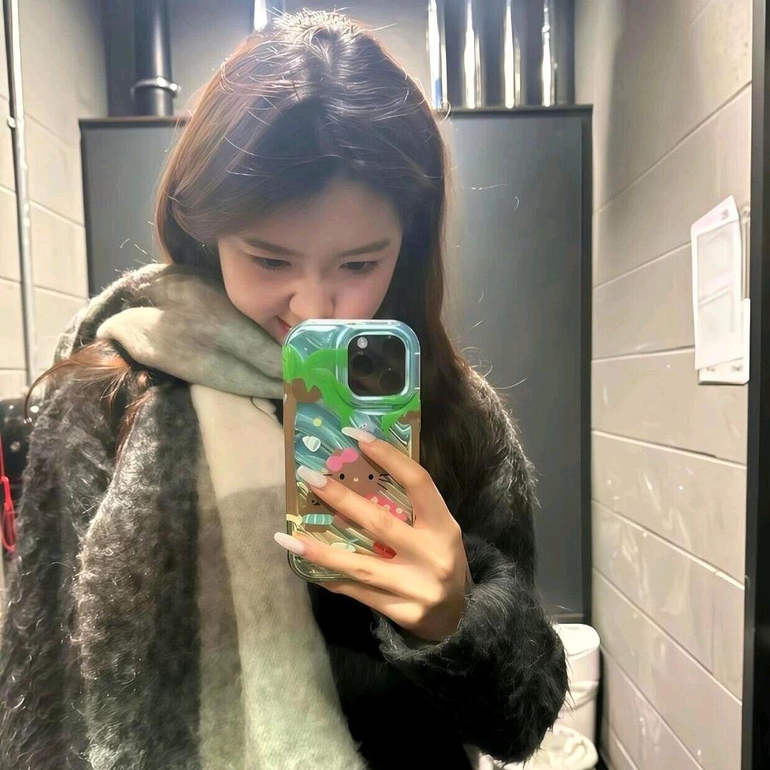小Y