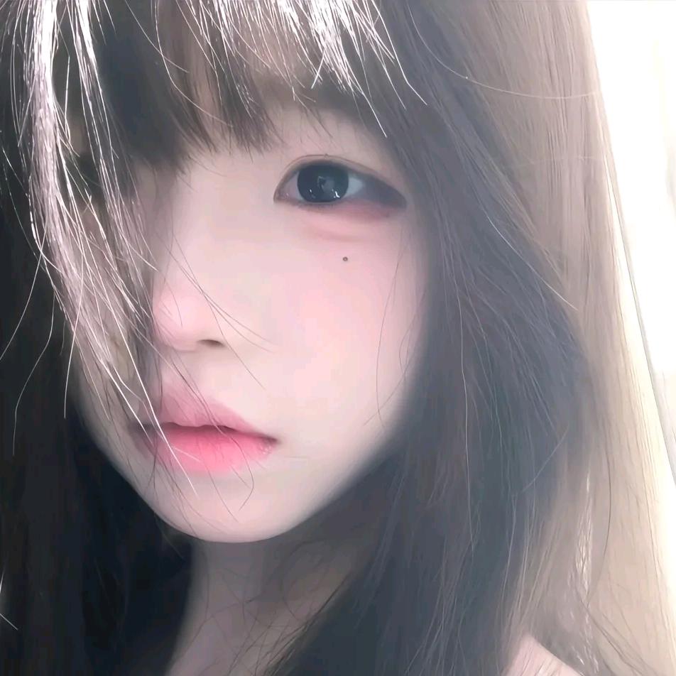 爱吃零食的瑞瑞