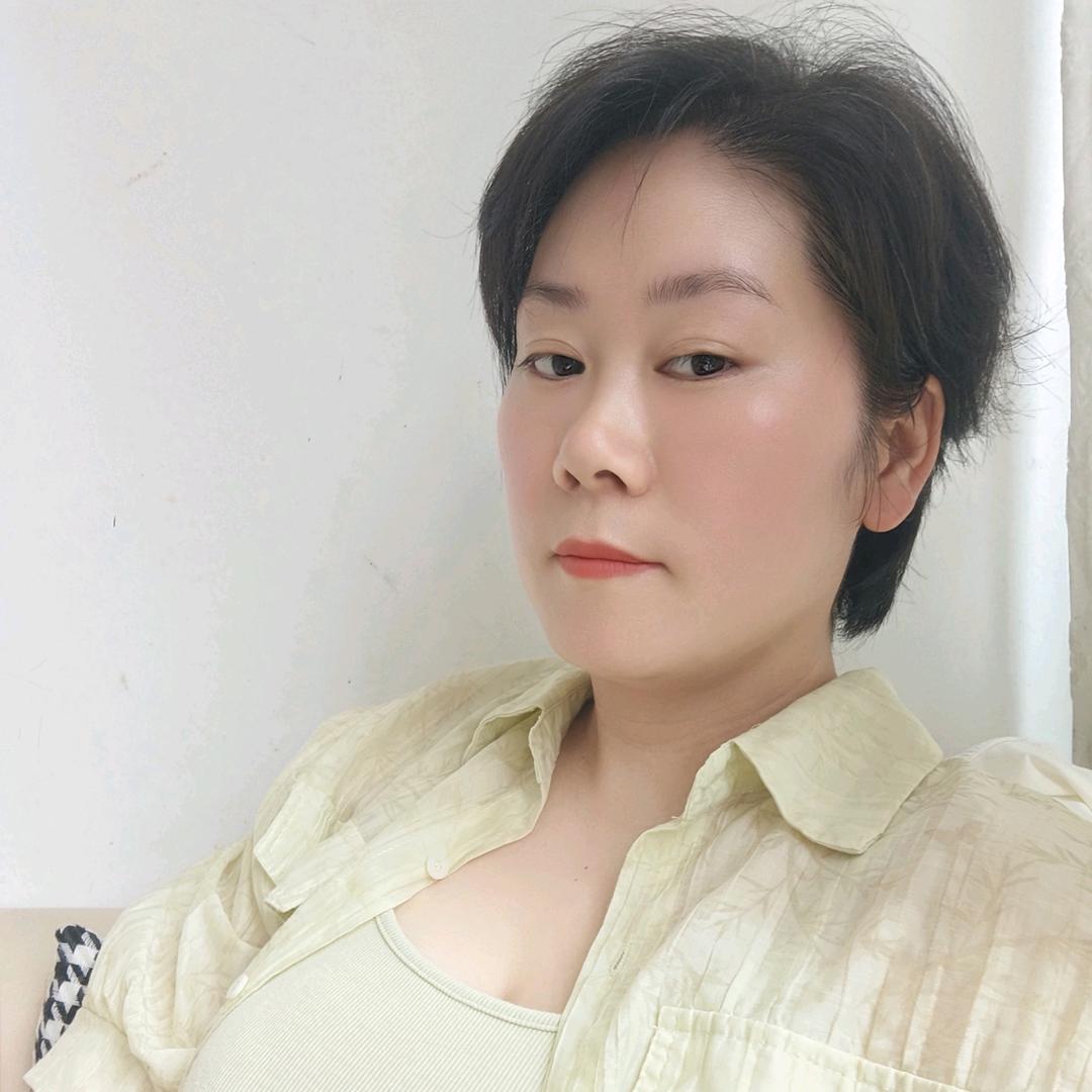 岳岳宝妈金木新零售营养导师