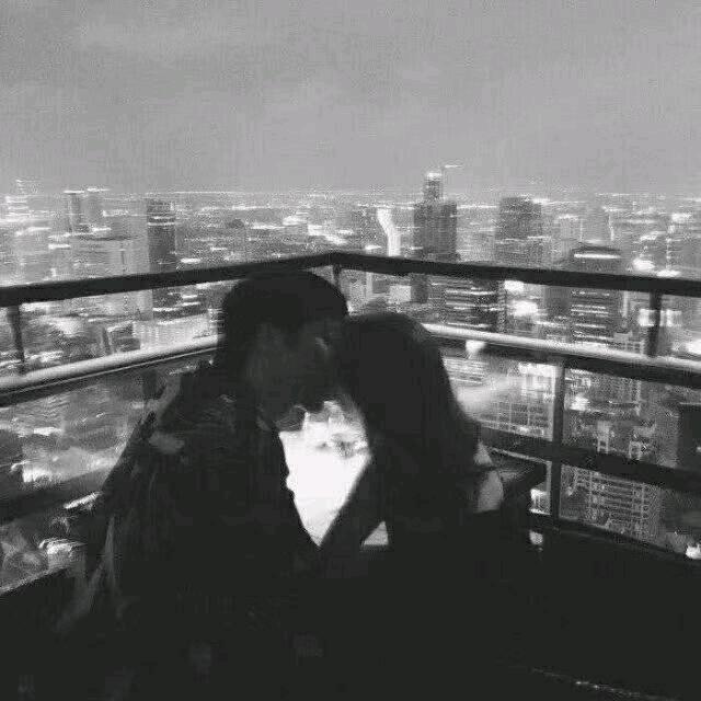 世德夜夜