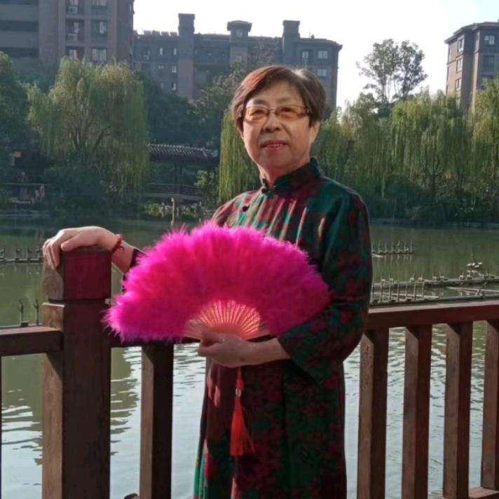袁燕雯