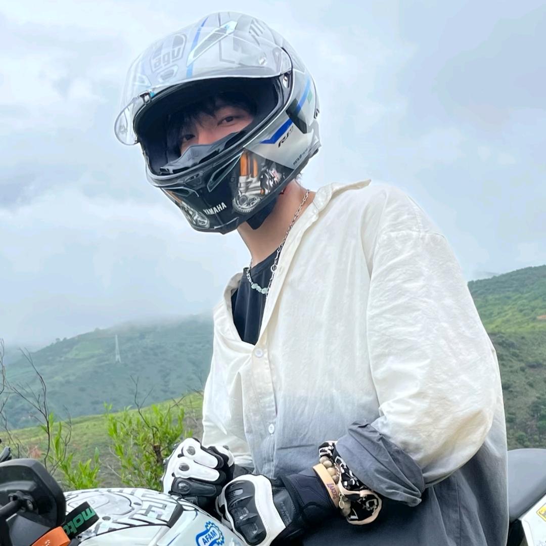 武威侯.R