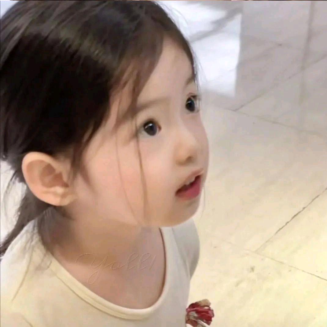 萌萌有点东西.^🐟 ²²⁴