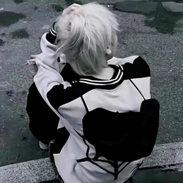 "ᝰꫛꪮꪮꫜ 🌙