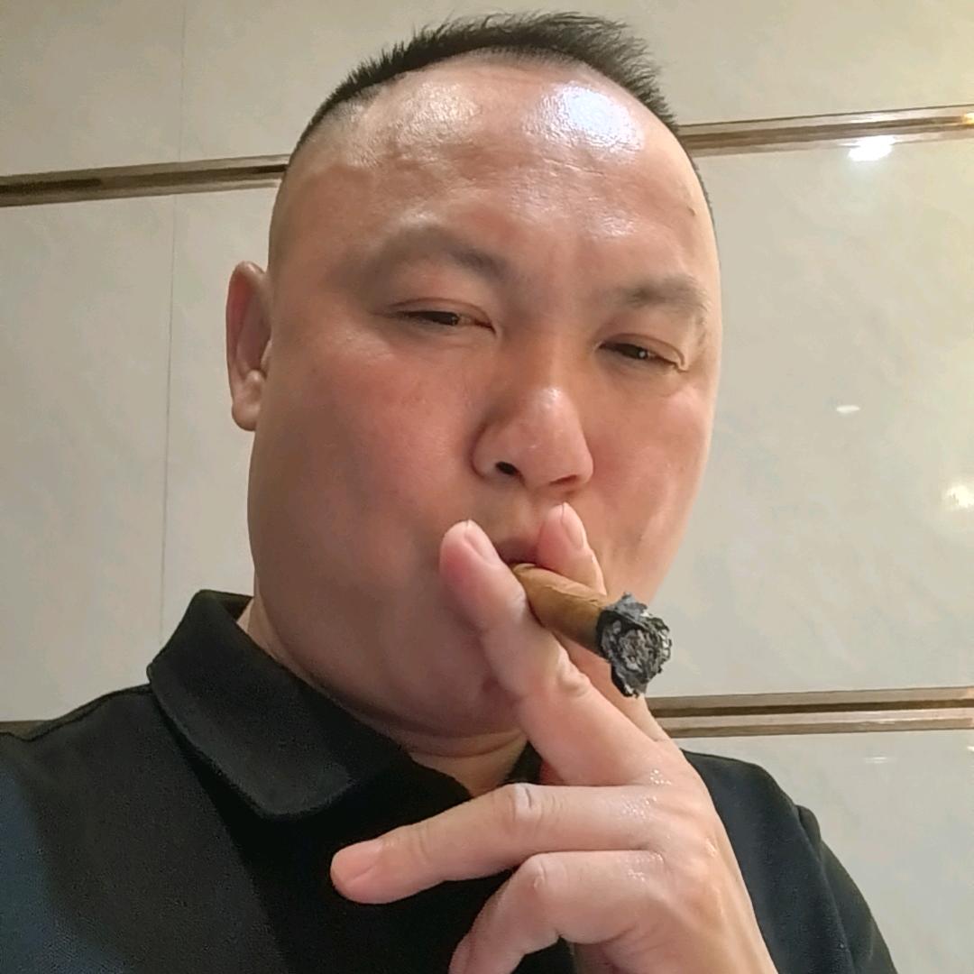 东莞隆顺服饰