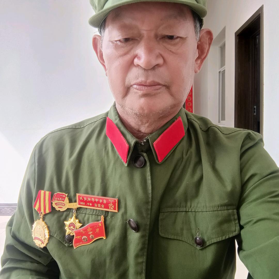代满华：每天上午9点50分开播