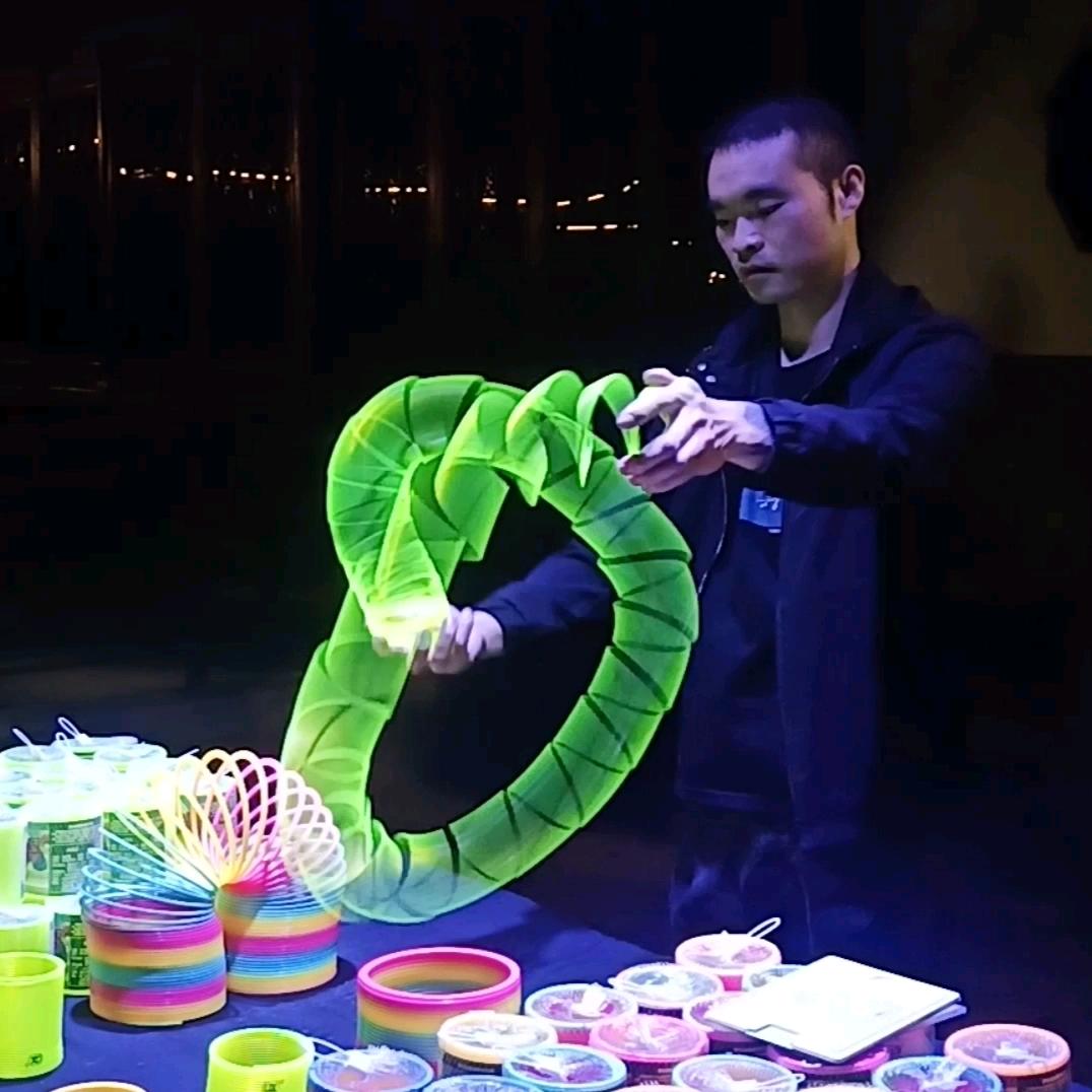 彩虹圈 达人